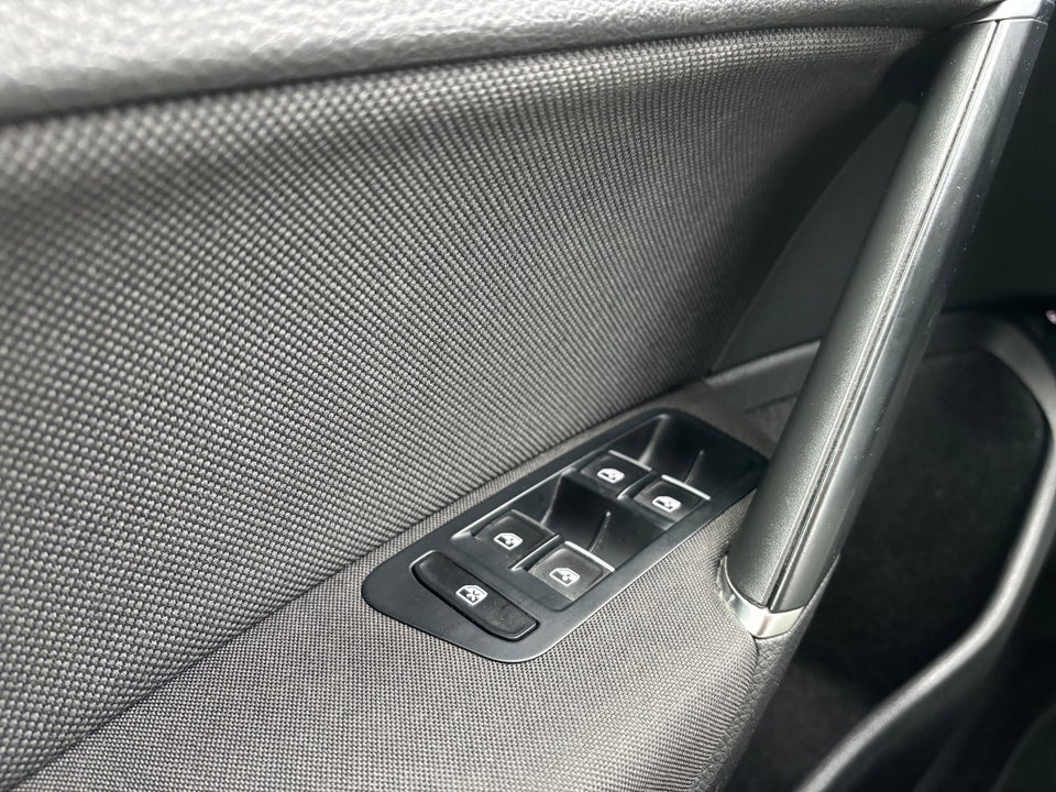 VW Golf VII 1,4 GTE DSG 5d