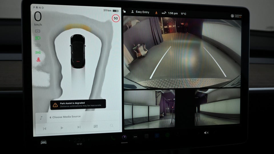 Tesla Model Y Long Range AWD 5d