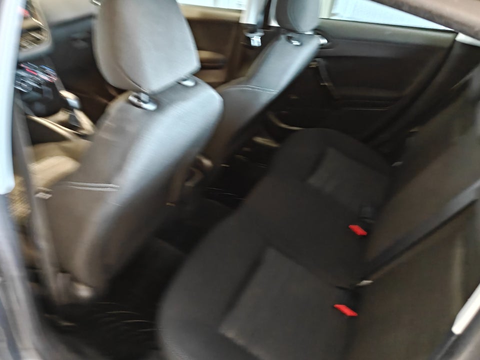 Peugeot 208 1,0 VTi Access 5d