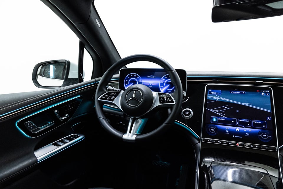 Mercedes EQE300 SUV Electric Art 5d