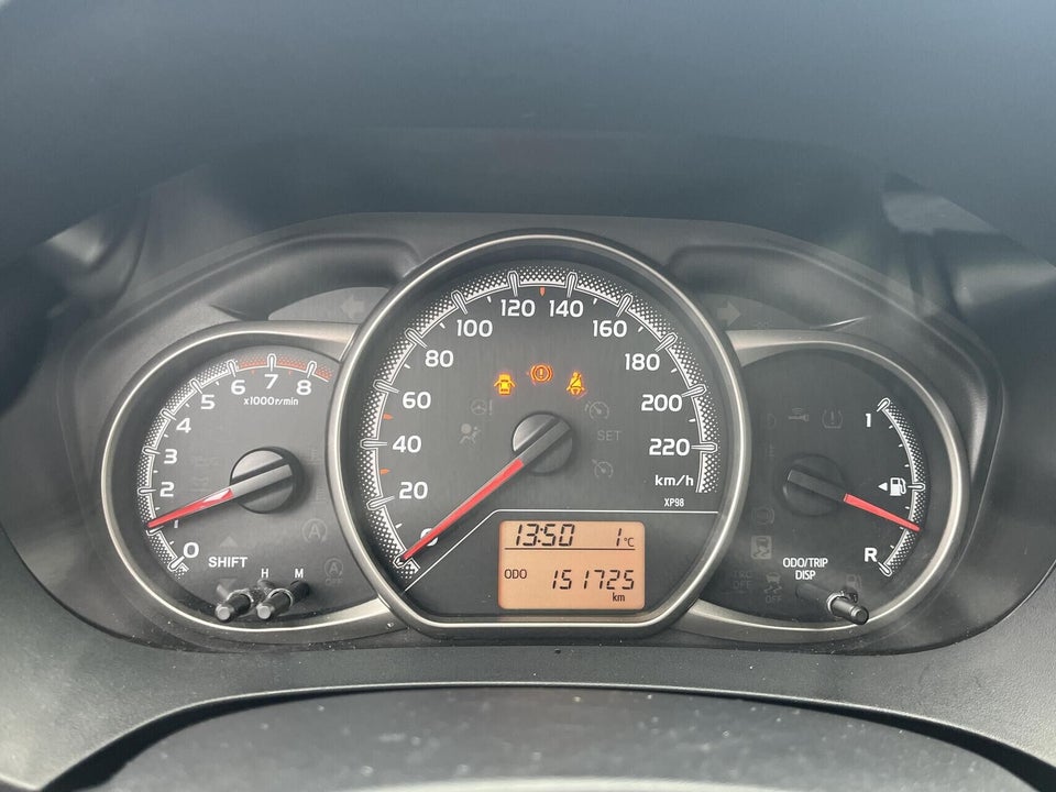 Toyota Yaris 1,0 VVT-i T2 5d