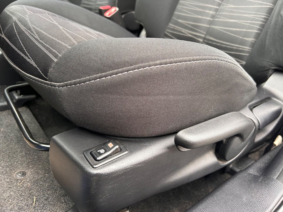 Mazda 2 1,3 Advance 5d