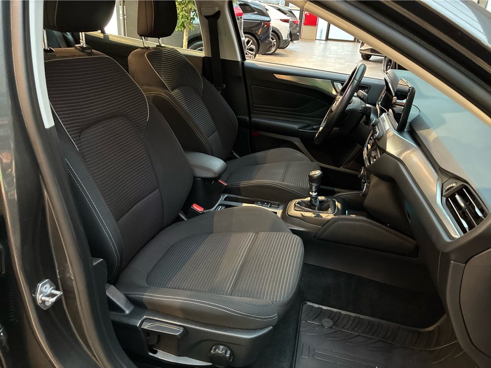 Ford Focus 1,0 EcoBoost Titanium stc. 5d