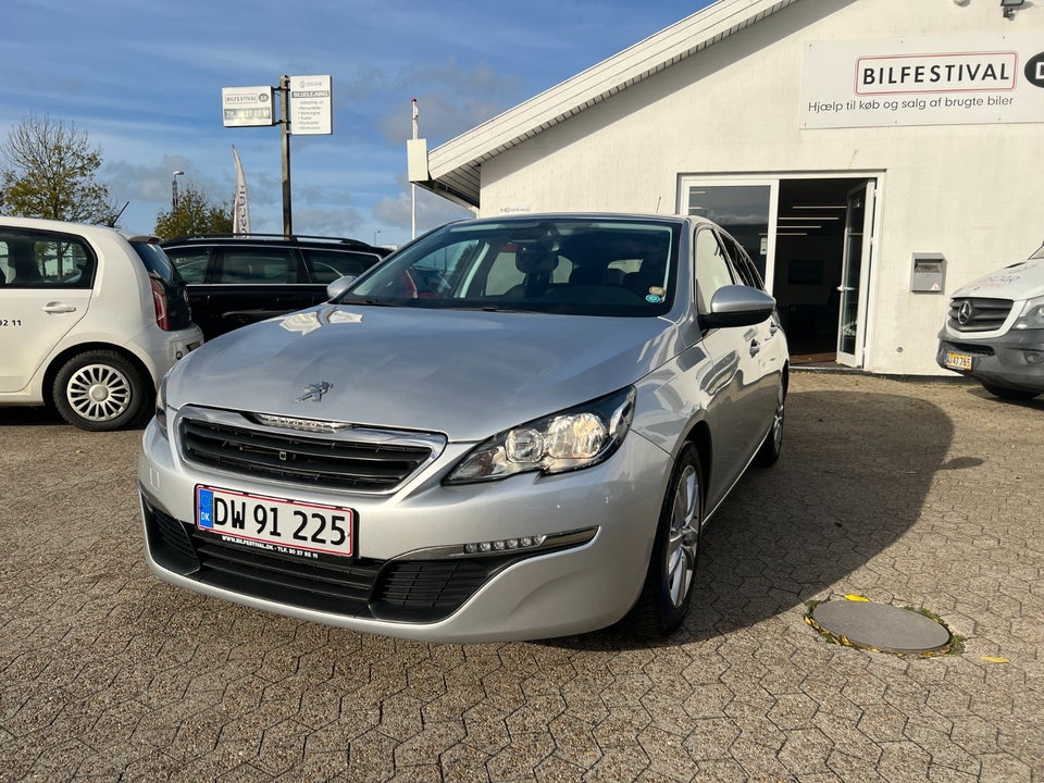 Peugeot 308 1,6 BlueHDi 120 Collection SW 5d