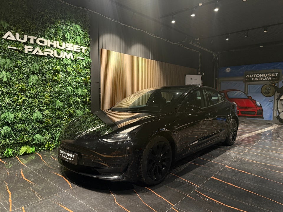 Tesla Model 3 RWD 4d