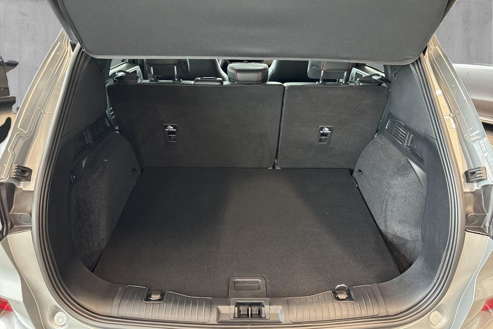 Ford Kuga 2,5 PHEV ST-Line CVT 5d
