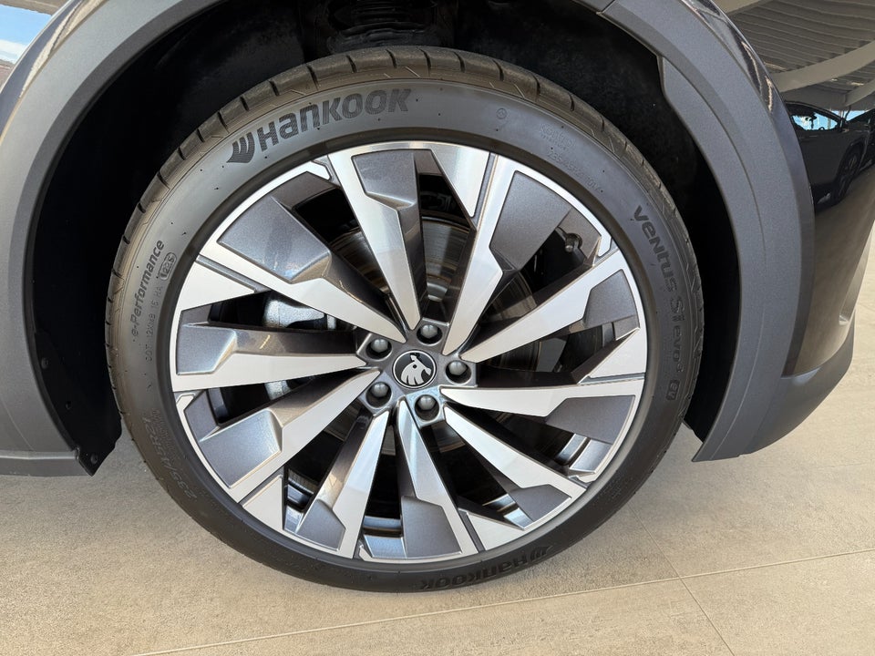 Skoda Elroq 85 iV Lodge 5d