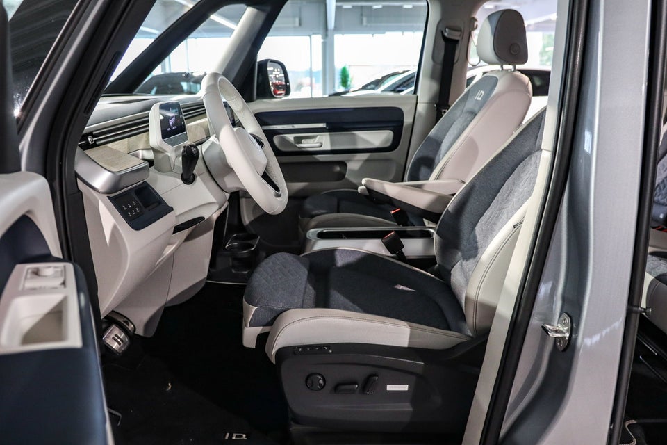 VW ID.Buzz 77 Pro Design SWB 5d