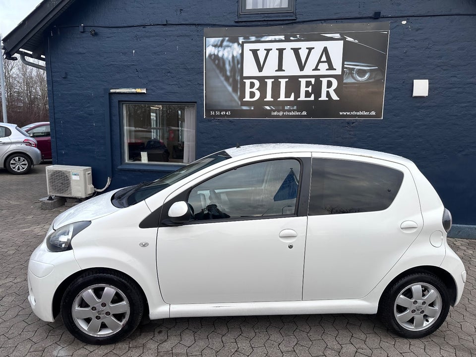 Toyota Aygo 1,0 VVT-i T1 5d