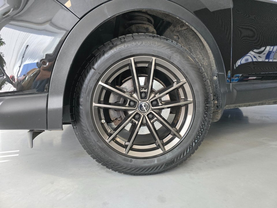 Nissan Qashqai 1,2 Dig-T 115 N-Connecta Vision 5d