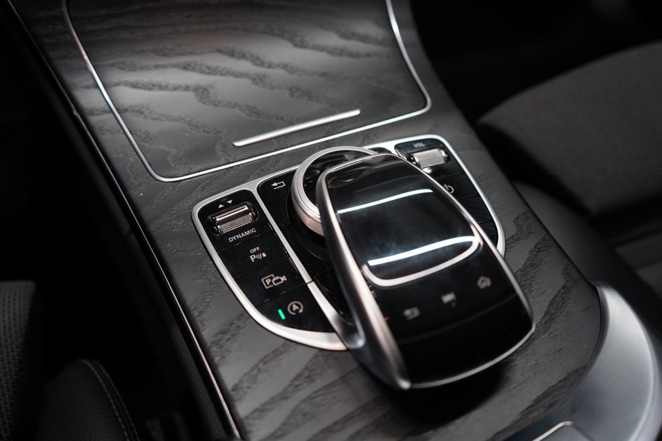 Mercedes C220 d 2,0 Advantage aut. 4d