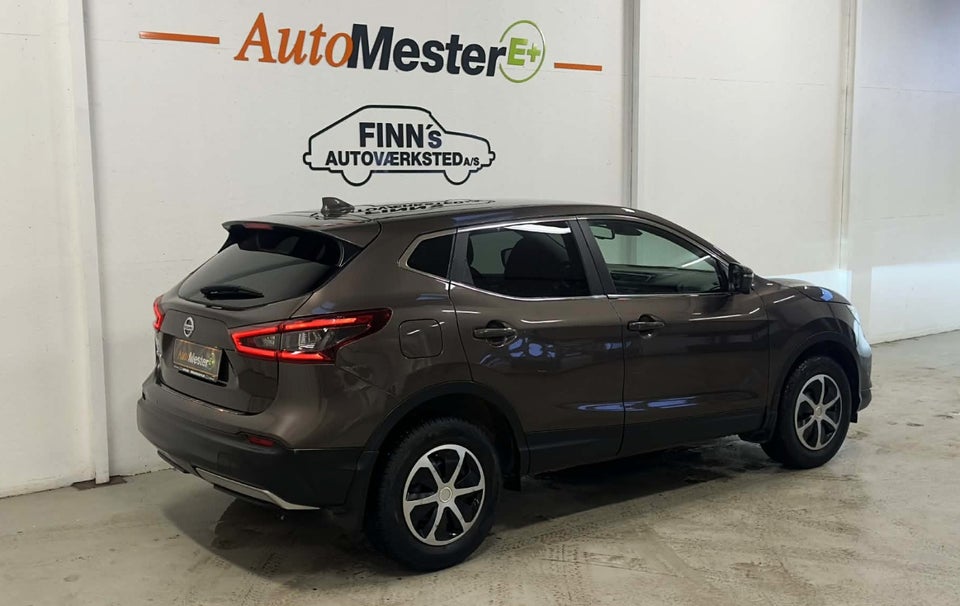 Nissan Qashqai 1,3 Dig-T 160 N-Connecta DCT 5d