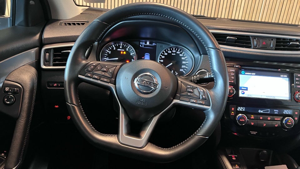 Nissan Qashqai 1,2 Dig-T 115 Tekna 5d
