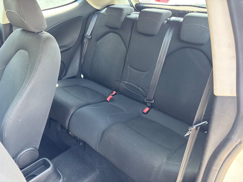 Alfa Romeo MiTo 1,3 JTDm 85 Distinctive 3d