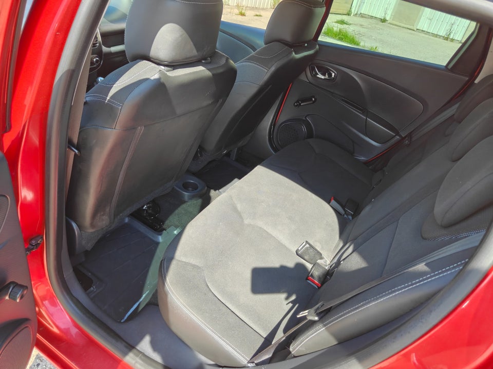 Renault Clio IV 0,9 TCe 90 Formula Edition Sport Tourer 5d