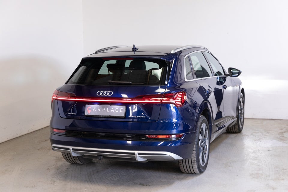 Audi e-tron 55 S-line quattro 5d