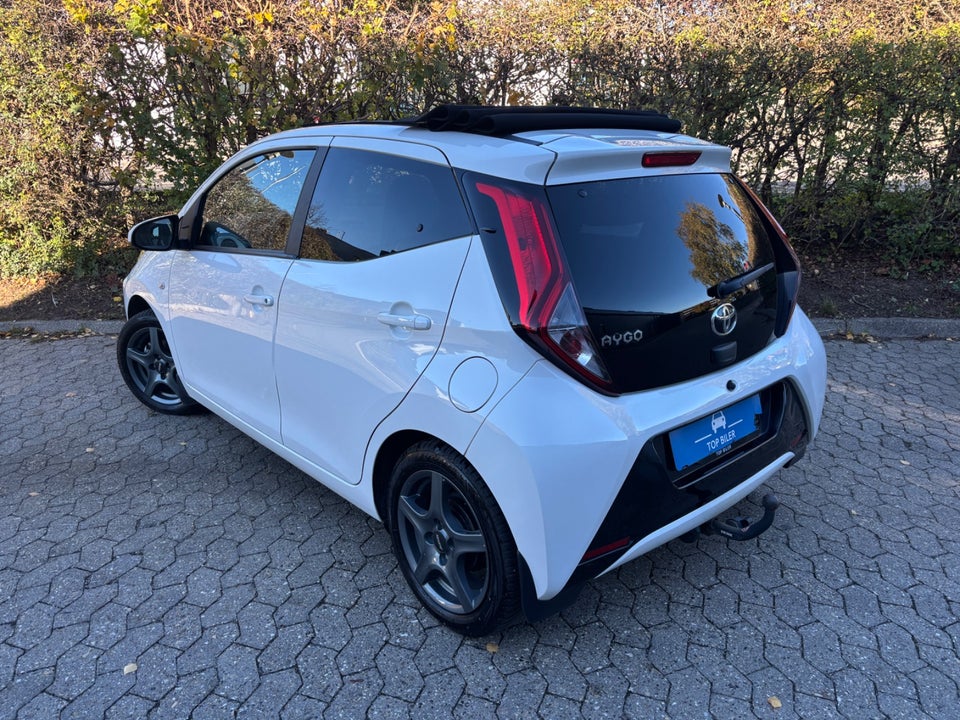 Toyota Aygo 1,0 VVT-i x-sky x-shift 5d
