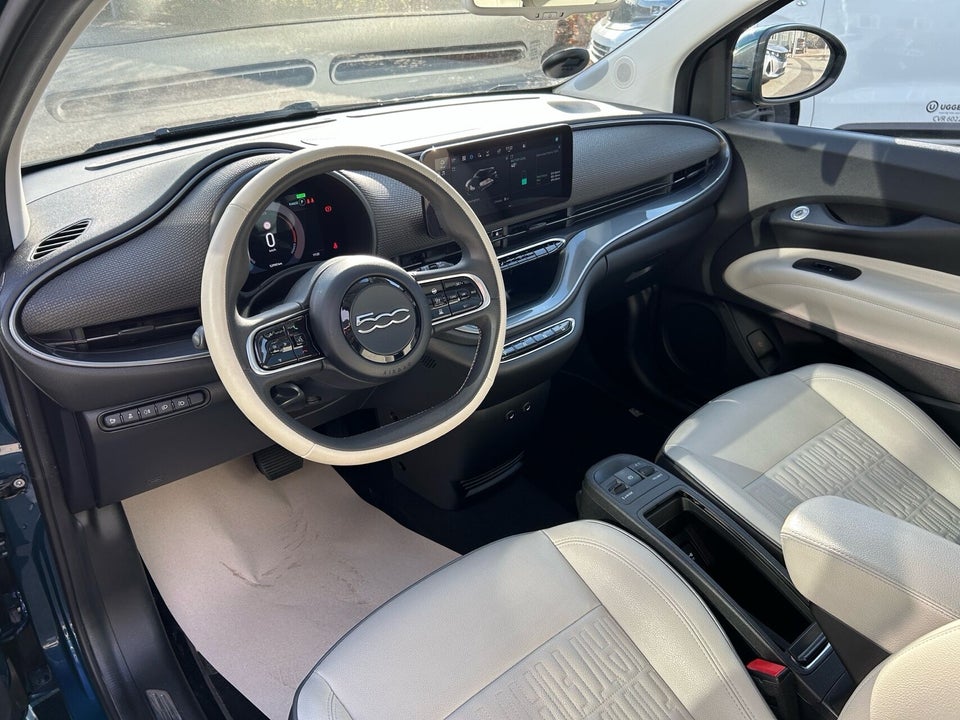 Fiat 500e 42 la Prima Sky 3d