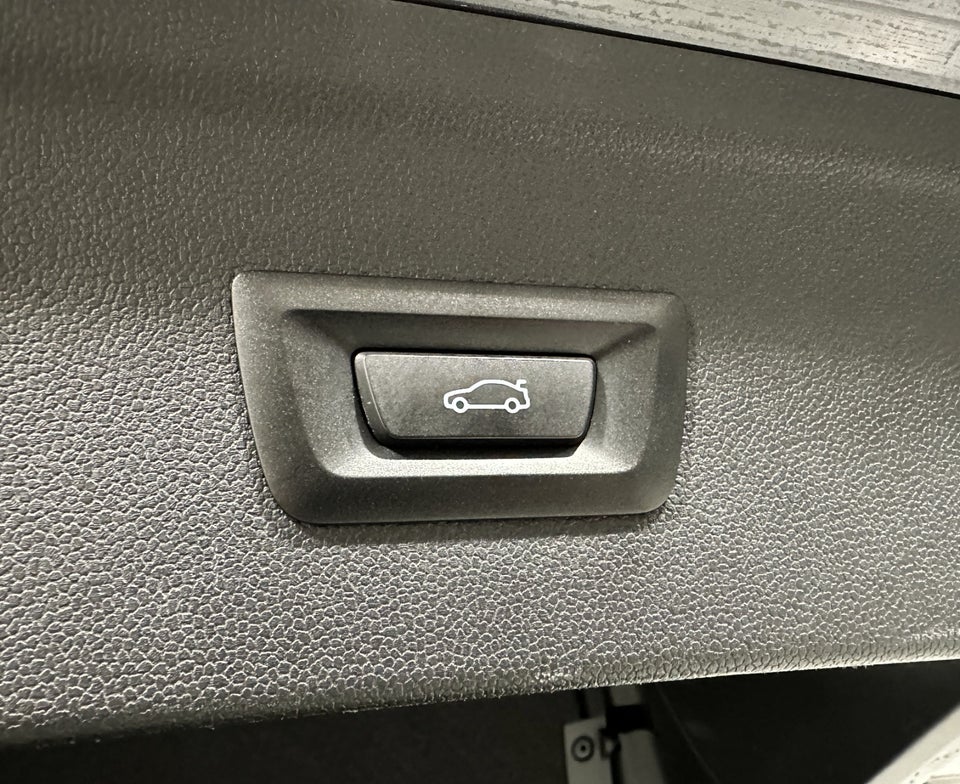 BMW iX xDrive40 Sport 5d