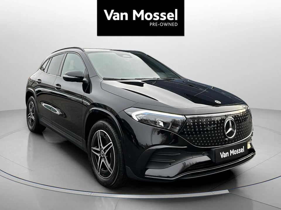 Mercedes EQA300 AMG Line 4Matic 5d