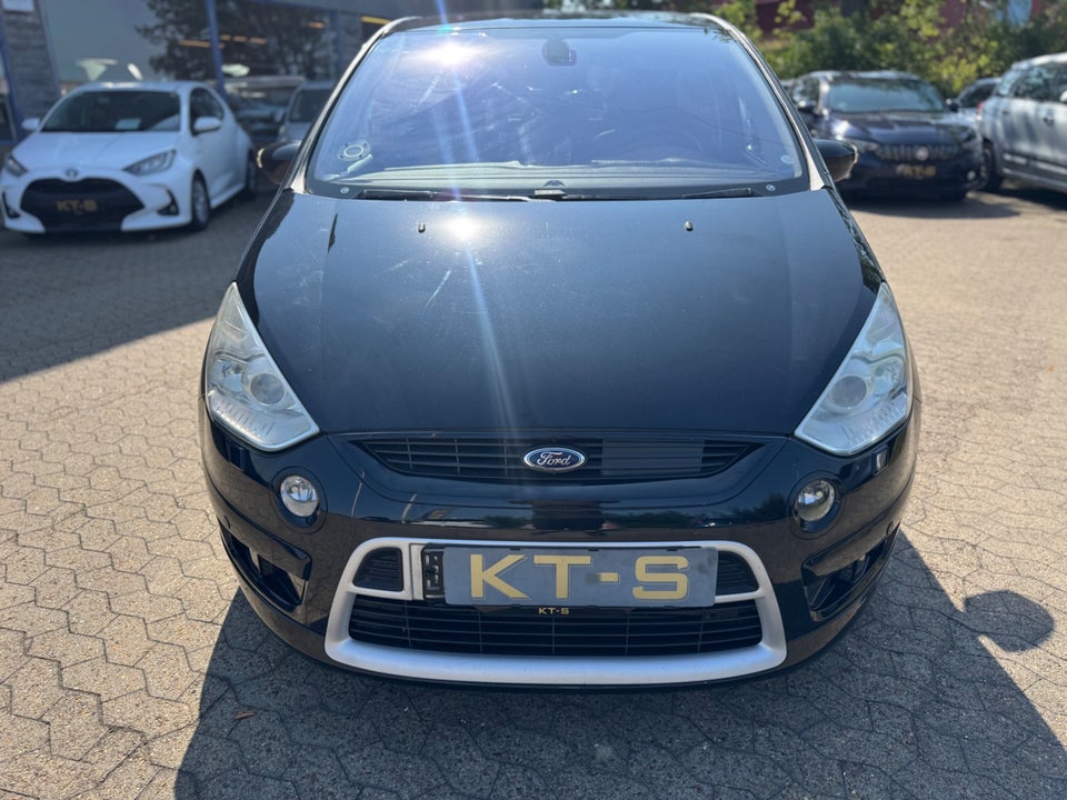 Ford S-MAX 2,5 20V Turbo Titanium 5d