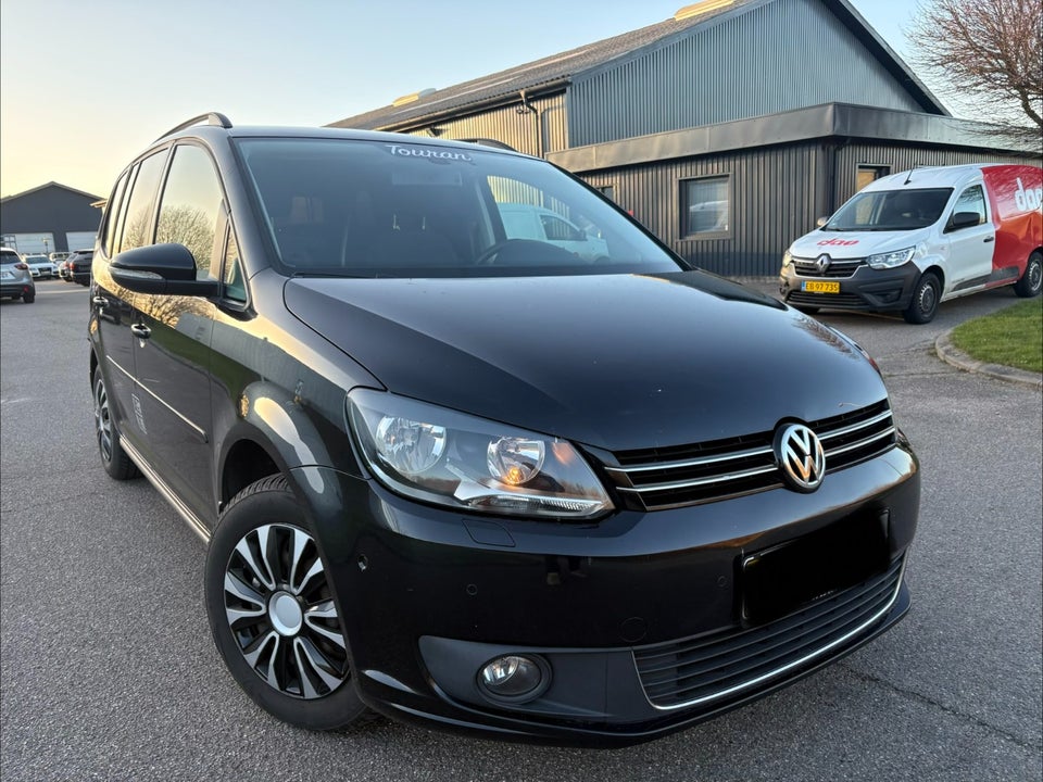 VW Touran 1,6 TDi 105 Comfortline BMT Van 5d