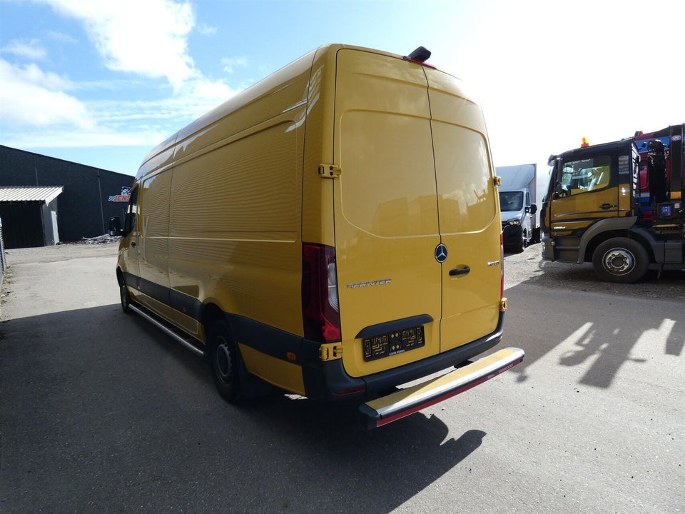 Mercedes Sprinter 317 2,0 CDi A3 Kassevogn aut. RWD