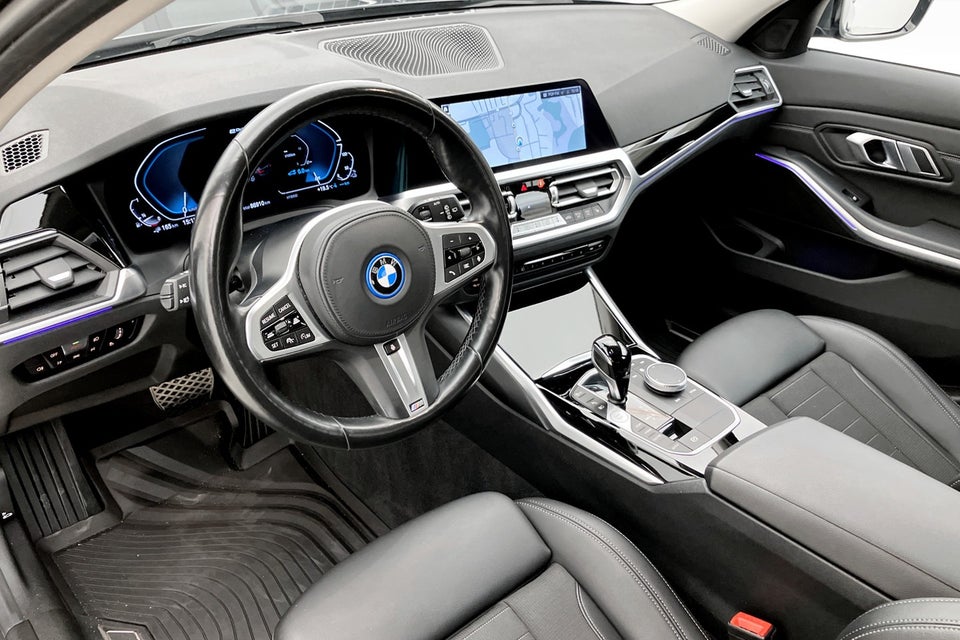 BMW 330e 2,0 Touring Sport Line aut. 5d