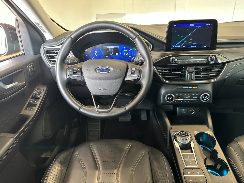 Ford Kuga 2,5 PHEV Vignale CVT 5d