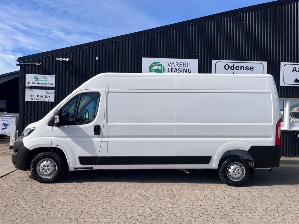 Peugeot Boxer 335 2,2 BlueHDi 165 L3H2 Premium