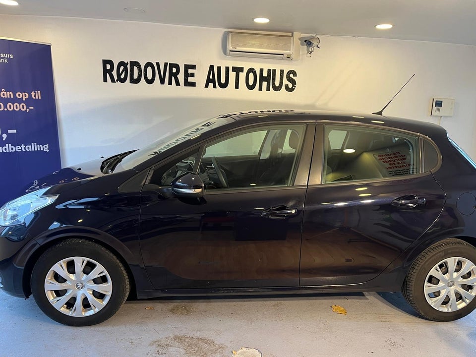 Peugeot 208 1,2 VTi 82 Active 5d