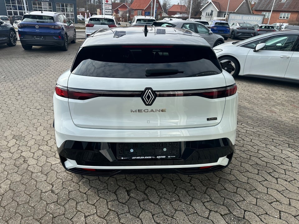 Renault Megane E-Tech 60 Techno 5d
