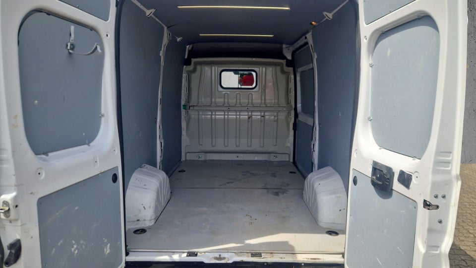 Citroën Jumper 33 2,2 BlueHDi 140 L2H2