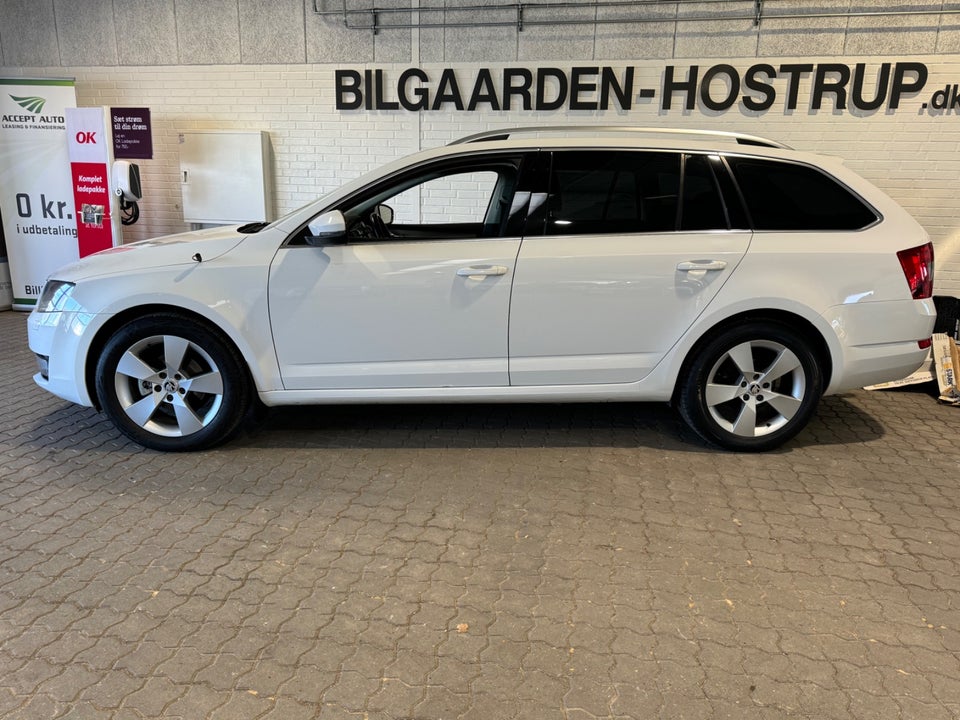 Skoda Octavia 1,6 TDi 105 Ambition Combi 5d