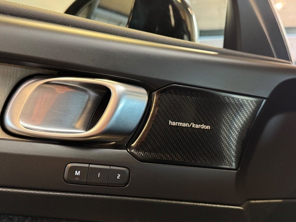 Volvo XC40 2,0 D4 190 Inscription aut. AWD 5d