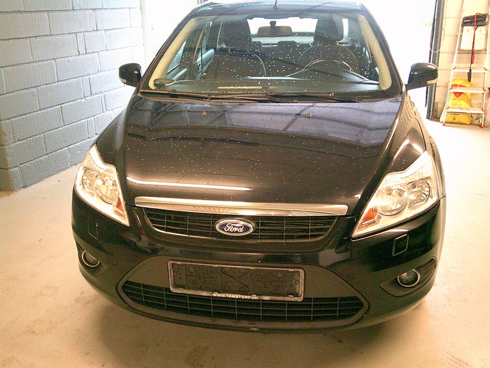 Ford Focus 1,6 Ghia Collection 4d