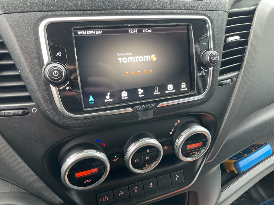 Iveco Daily 2,3 35S16 12m³ Van AG8