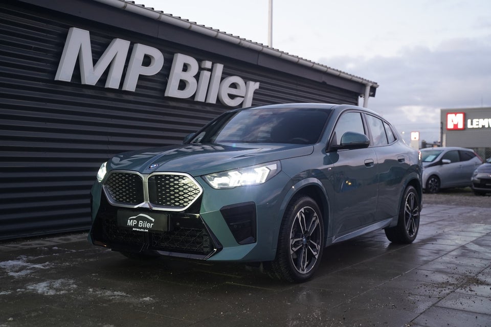 BMW iX2 eDrive20 M-Sport 5d