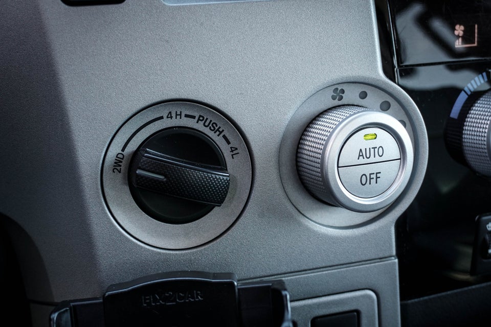 Toyota Tundra 5,7 V8 i-Force CrewMax TRD 4d