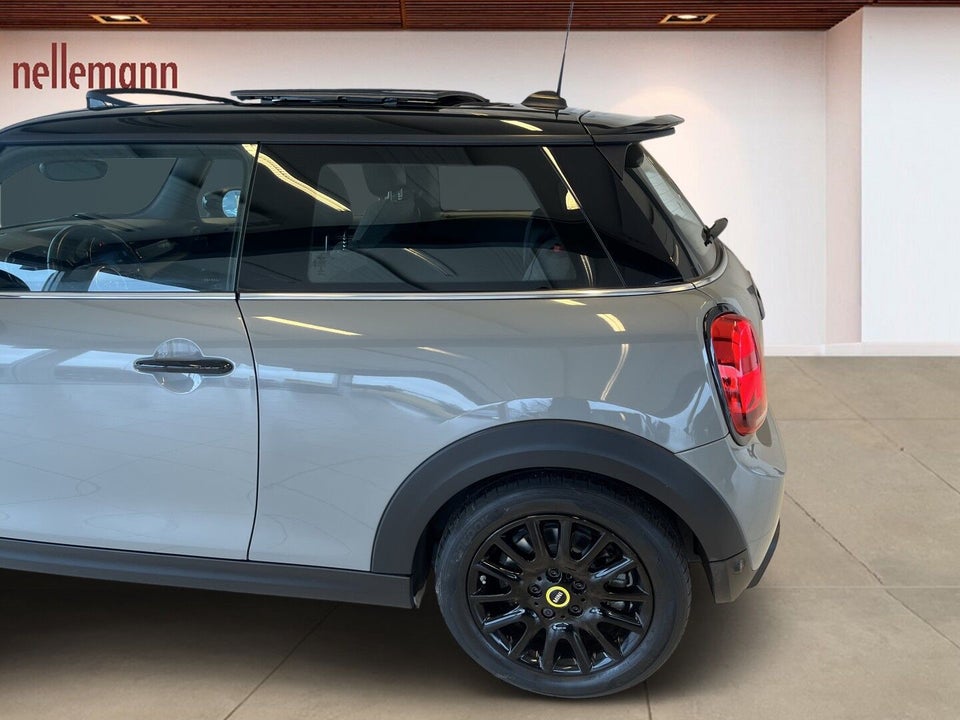 MINI Cooper SE Camden Edition 3d