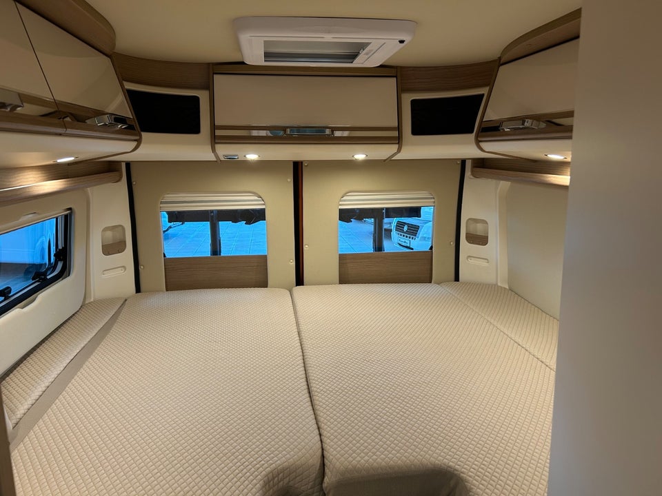 Fiat Carthago 2,3 Malibu 640LE Charming aut. 3d
