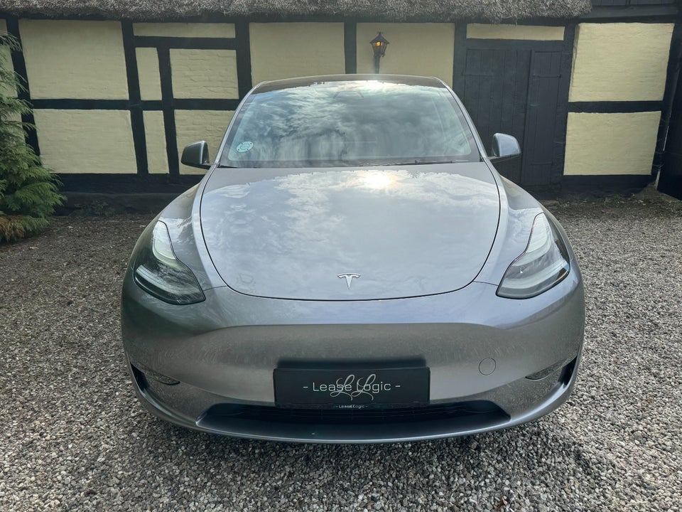 Tesla Model Y Long Range AWD 5d