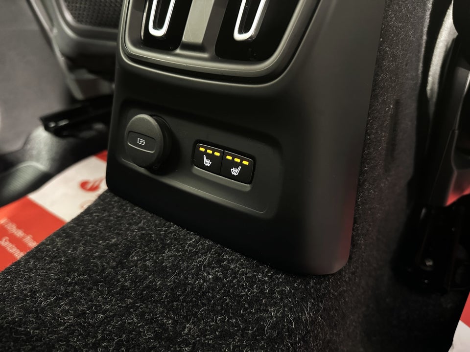 Volvo XC40 1,5 T5 ReCharge R-Design aut. 5d