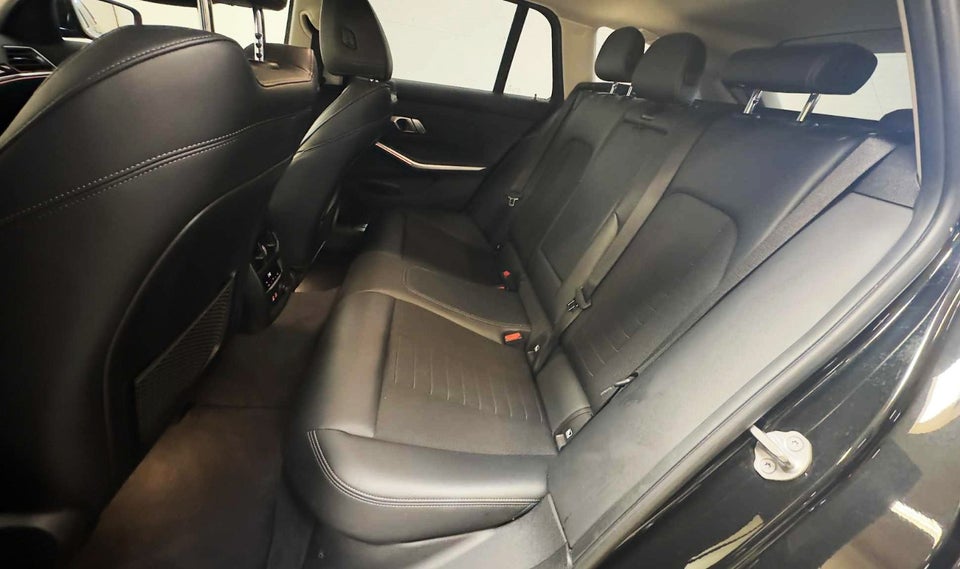 BMW 320d 2,0 Touring Sport Line aut. 5d