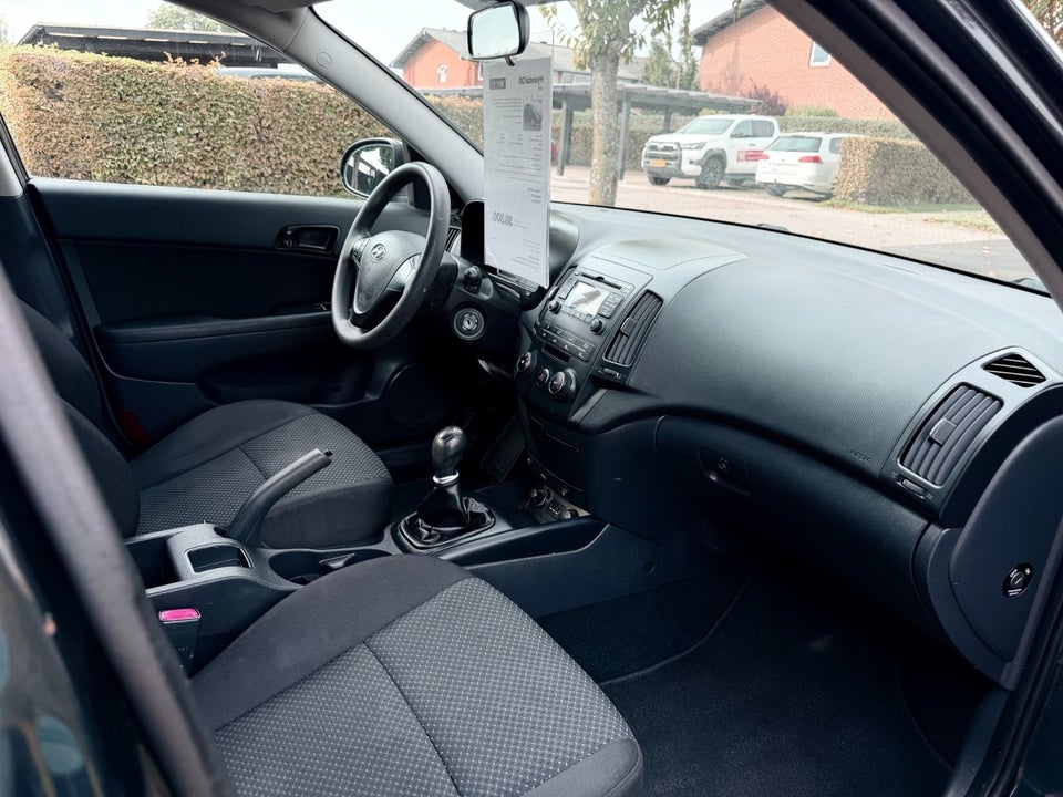 Hyundai i30 1,4 CVVT Classic 5d