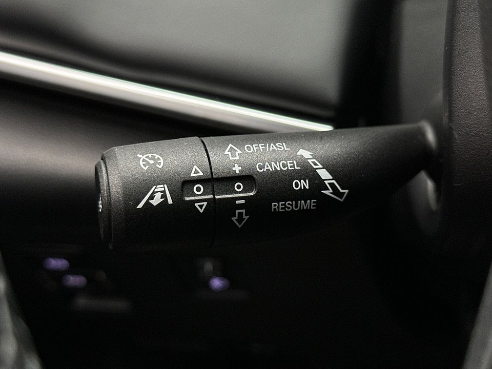 MG Marvel R Luxury 5d