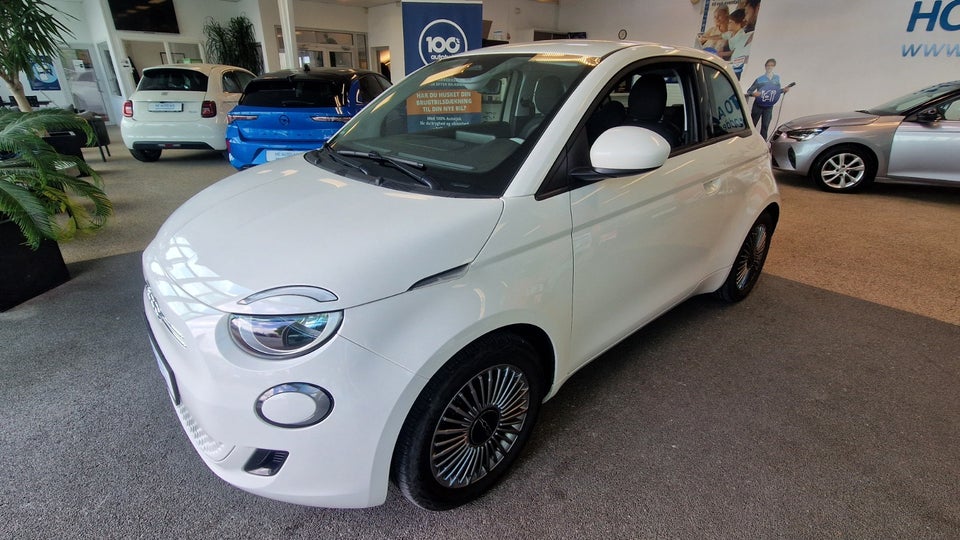 Fiat 500e 42 Icon 3d