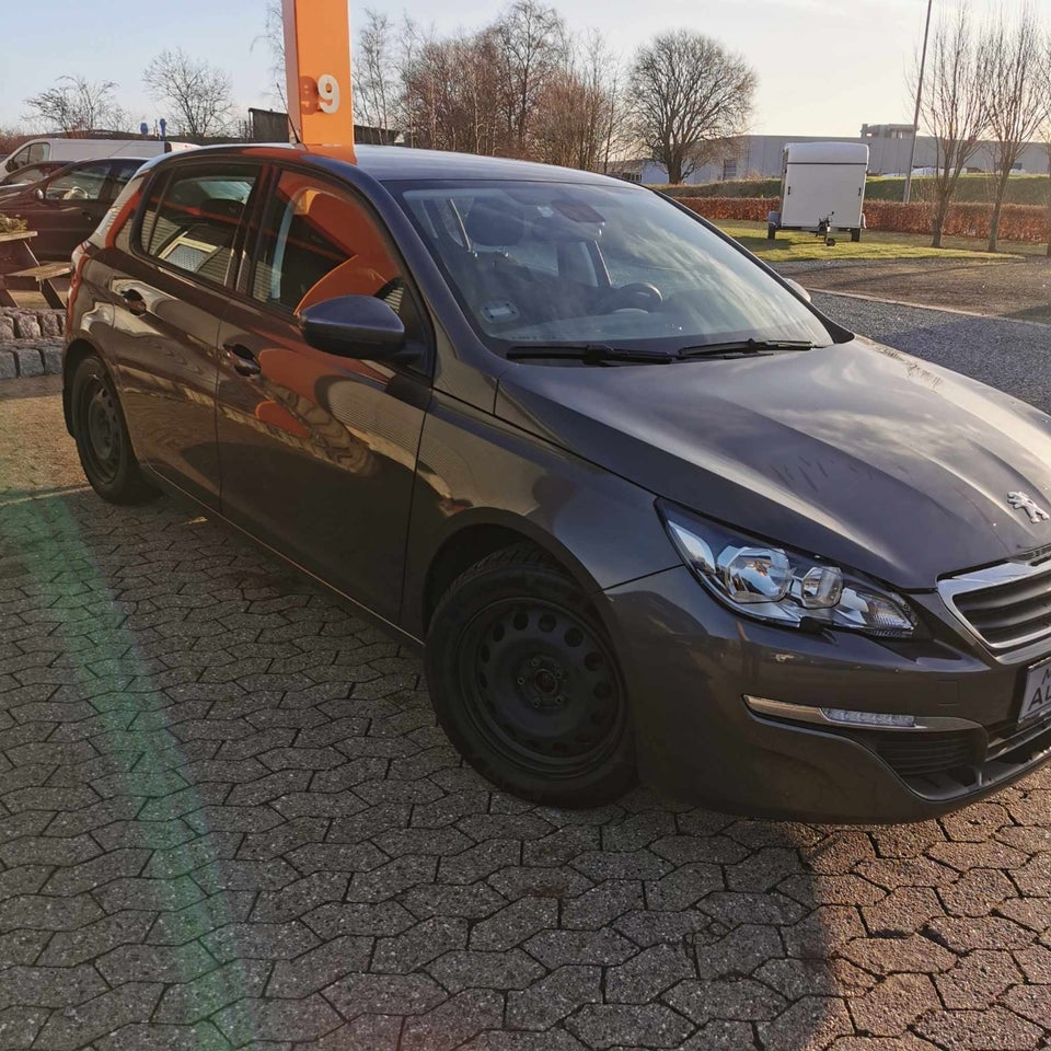 Peugeot 308 1,2 VTi 82 Active 5d