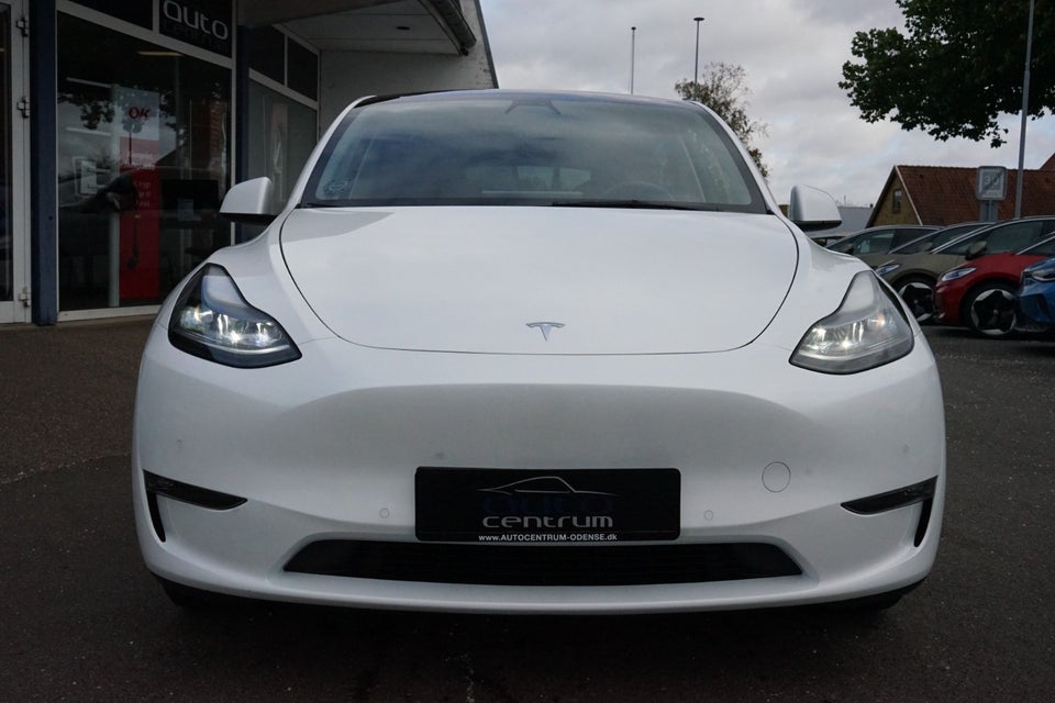 Tesla Model Y Long Range AWD 5d