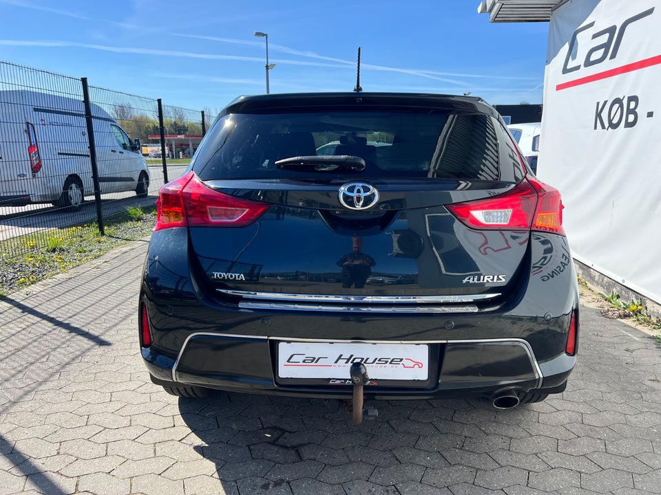 Toyota Auris 1,6 T2+ MDS 5d